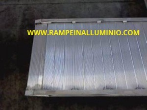 rampa-in-alluminio-fissa-portata-275kg-12